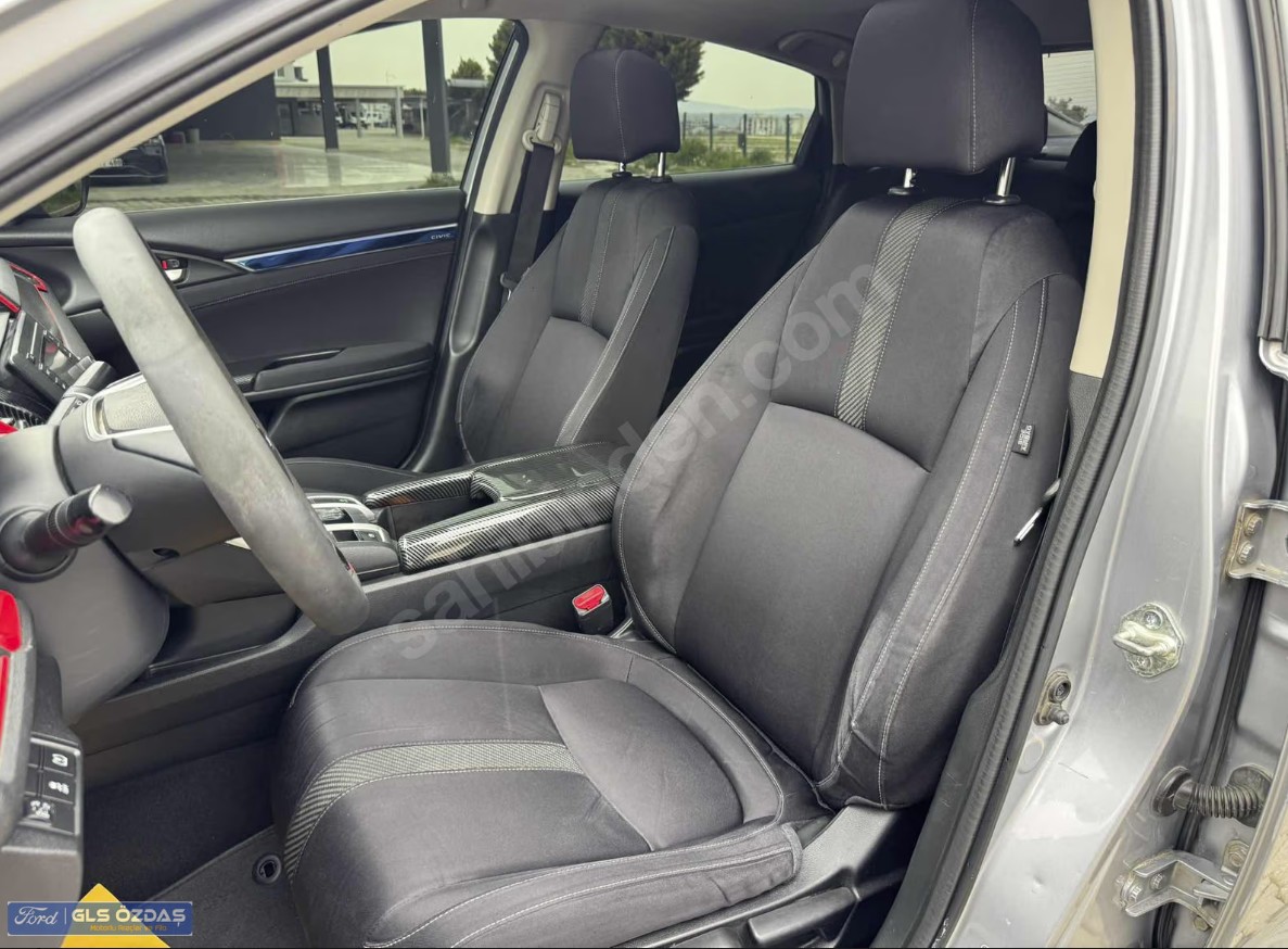 HONDA CIVIC 1.6 i-VTEC ELEGANCE 2016 MODEL